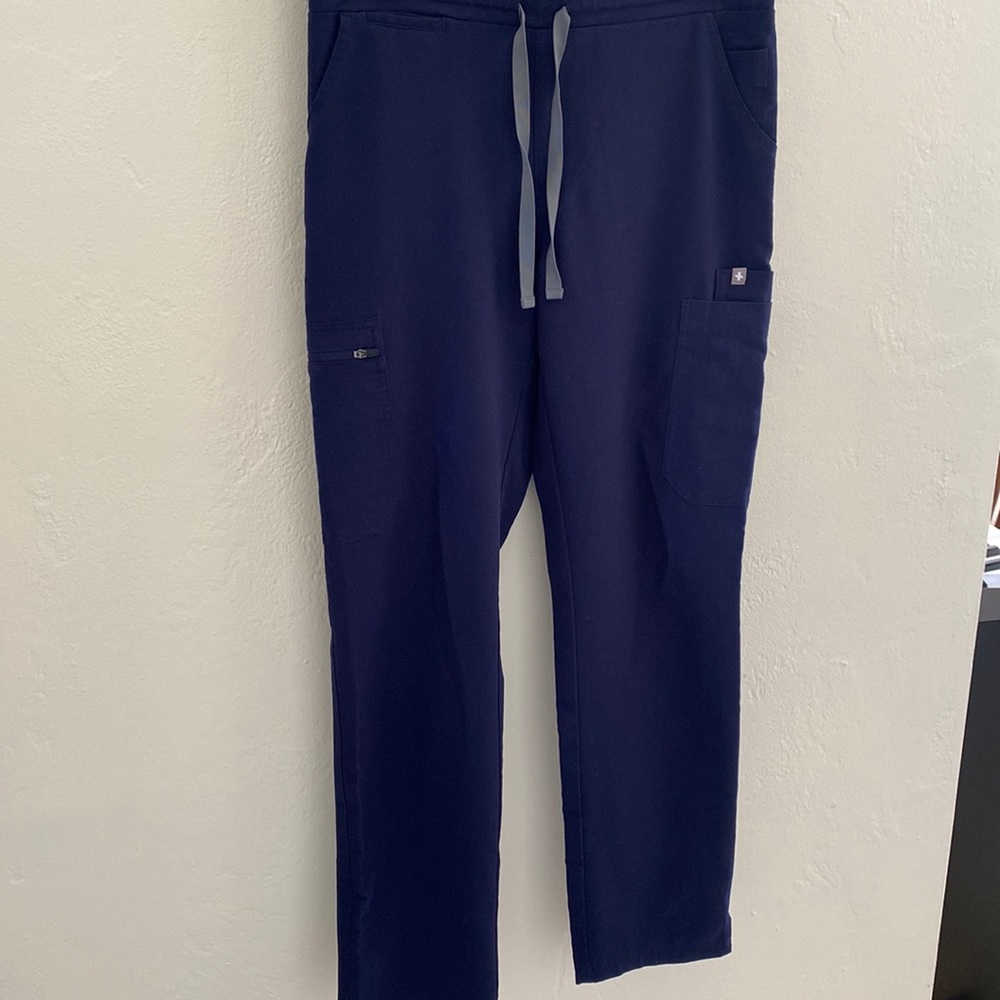 Figs navy scrub bottoms